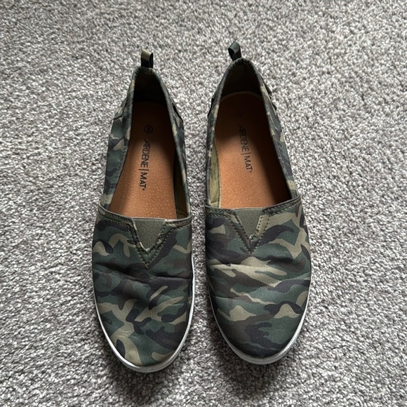 Ardene Shoes - Camo print flats